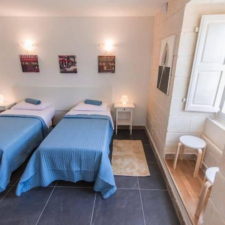 Central Valletta House Флоріана Екстер'єр фото
