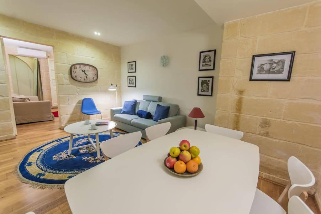 Central Valletta House Флоріана Екстер'єр фото